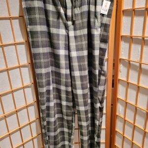 Plaid Men's Pants in Hunter Green And White.